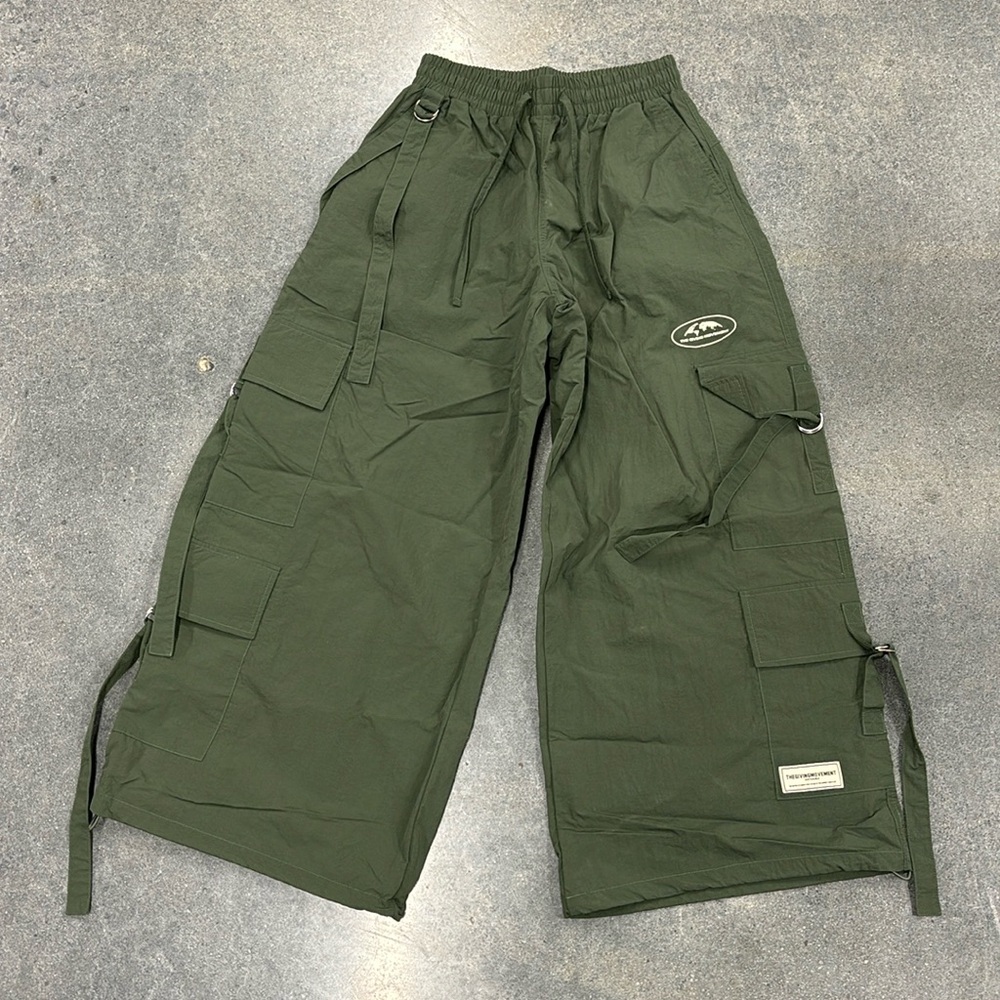 The Giving Movement, green cargo track pants